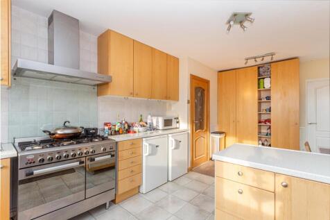 Kitchen-4.jpg