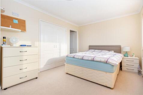 Bedroom-1-2.jpg