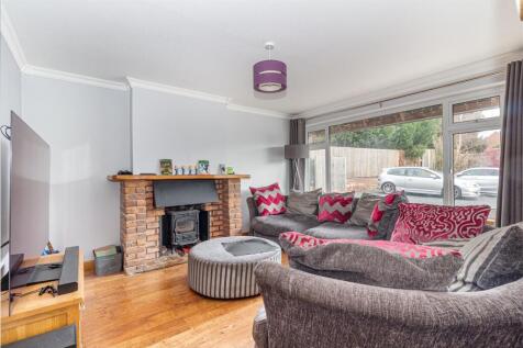 Living-room-1.jpg