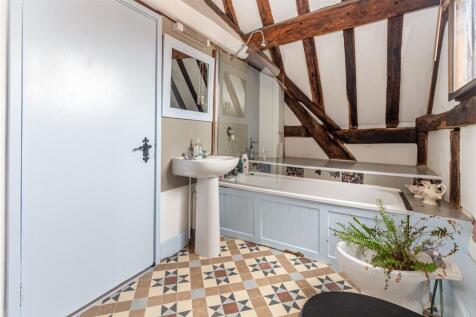 Bathroom-2.jpg