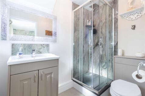 Bathroom-1-1.jpg