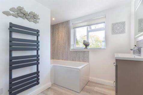 bathroom-2-2.jpg