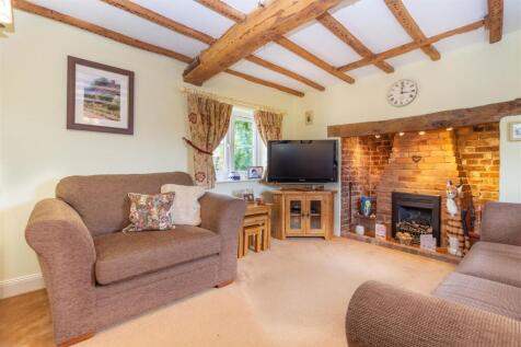 sitting-room-1-2.jpg