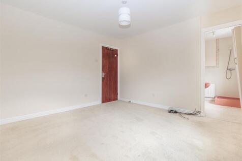 bedroom-1-3.jpg