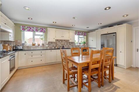 Kitchen-2.jpg