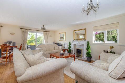 living-room-3.jpg