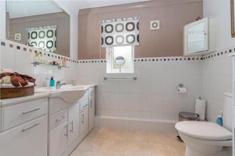Ensuite-2.jpg