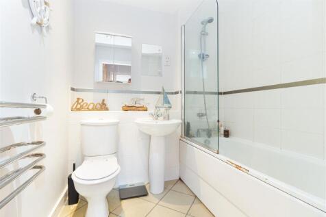 Bathroom-1-2.jpg