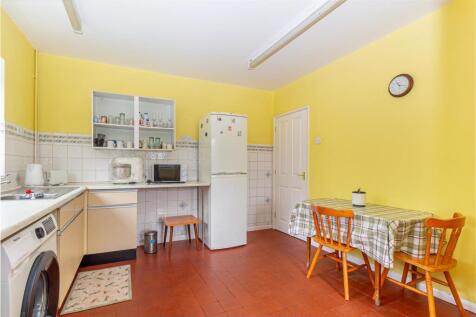 Kitchen-3.jpg