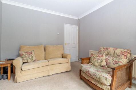 Living-room-2.jpg