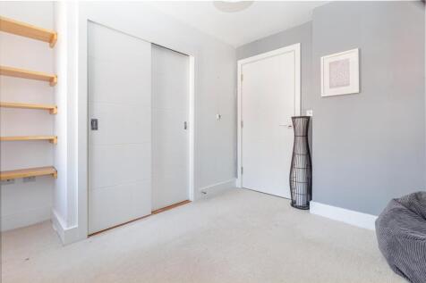 Bedroom-2-2.jpg