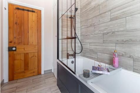 Bathroom-2.jpg