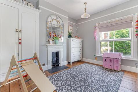 Bedroom-2-2.jpg