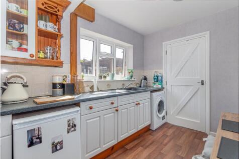 Kitchen-4.jpg