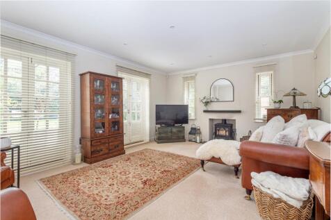 Living-room-2.jpg