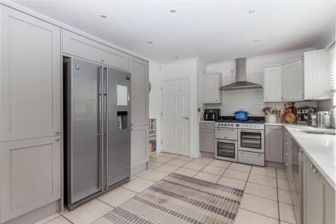 Kitchen-2.jpg