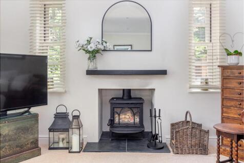 Fireplace.jpg