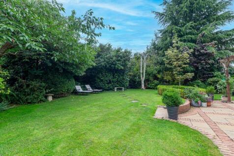 Garden-3.jpg