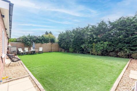 Garden-1.jpg