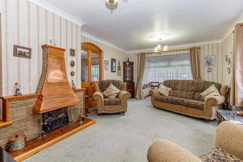 Living-room-1.jpg