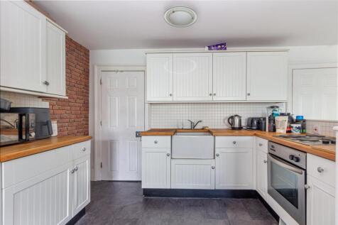 Kitchen-2.jpg