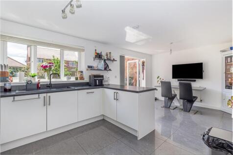 Kitchen-3.jpg