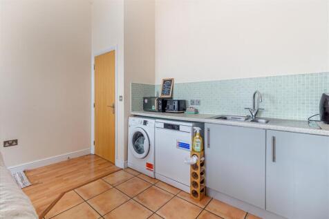 Kitche-2.jpg