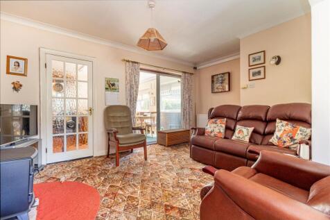 Living-room-1.jpg