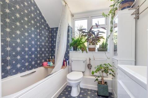 Bathroom-1.jpg