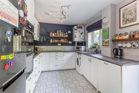 Kitchen-1.jpg