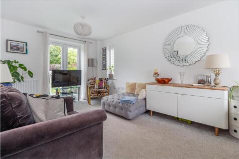 Living-room-4.jpg