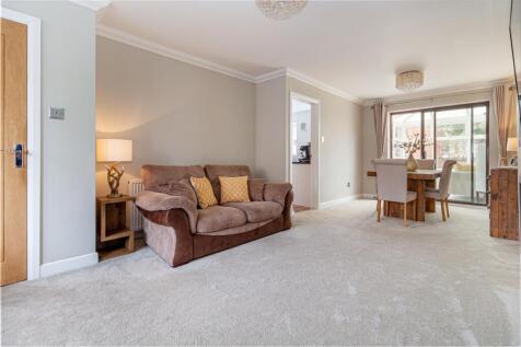 Living-room-3.jpg