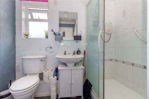 Bathroom-1.jpg