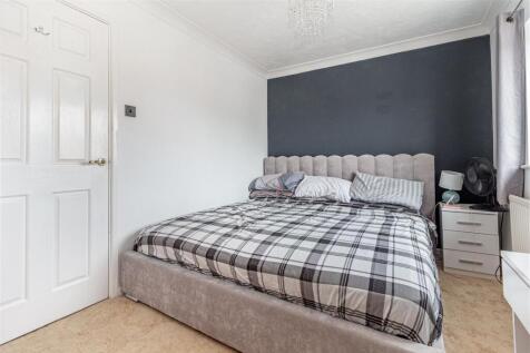 Bedroom-1-2.jpg