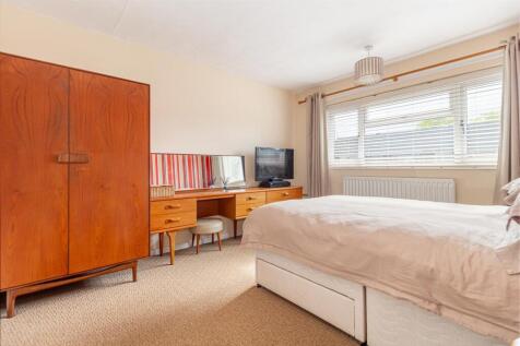 Bedroom-2-1.jpg