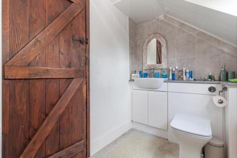 Bathroom-2.jpg