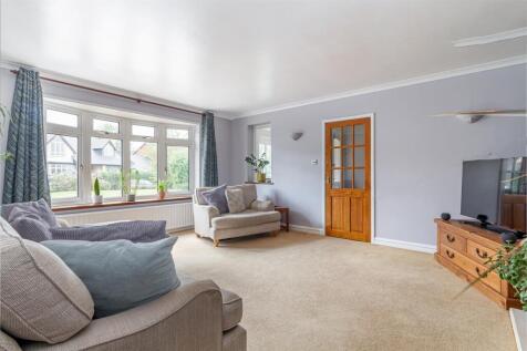 Living-room-1.jpg