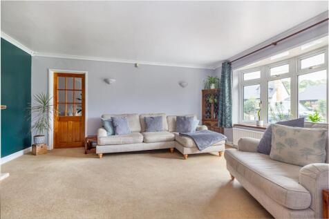 Living-room-3.jpg