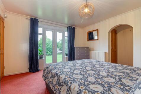 Bedroom-1-2.jpg