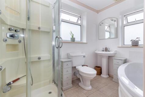 Ensuite-2.jpg