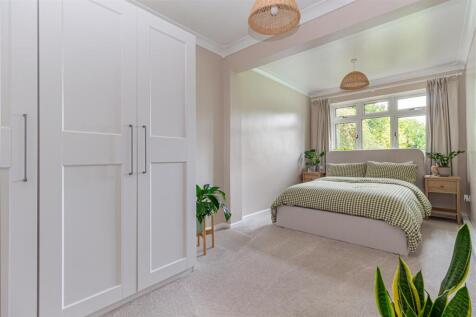 Bedroom-4-2.jpg