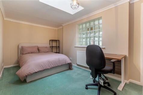Bedroom-2.jpg
