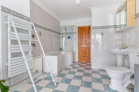 Bathroom-1.jpg