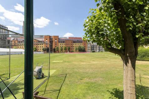 4 City Road  Office views over the HAC.jpg