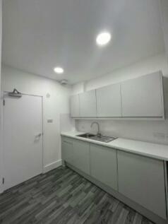 6-7 Queen Street Mezz Floor Kitchen