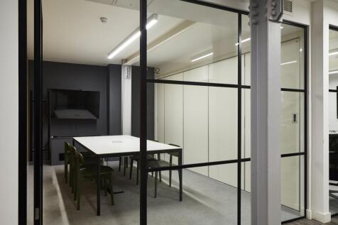 16 Laystall St- 1st floor