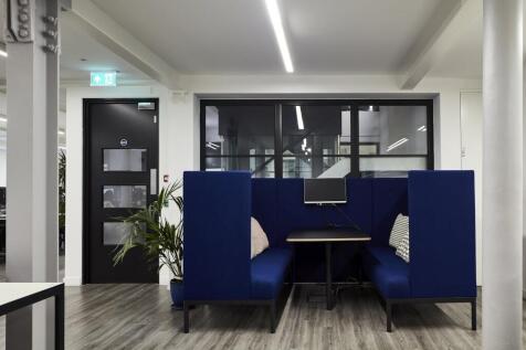 16 Laystall St- 1st floor