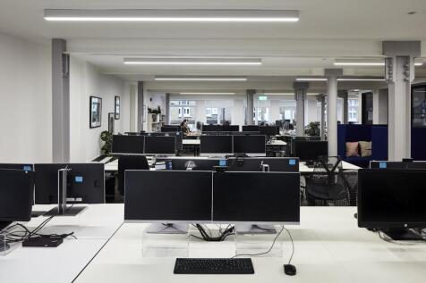 16 Laystall St- 1st floor