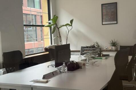 Moorgate House  Private Office View 1.png