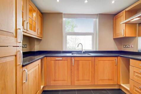 8_Kitchen-0.jpg